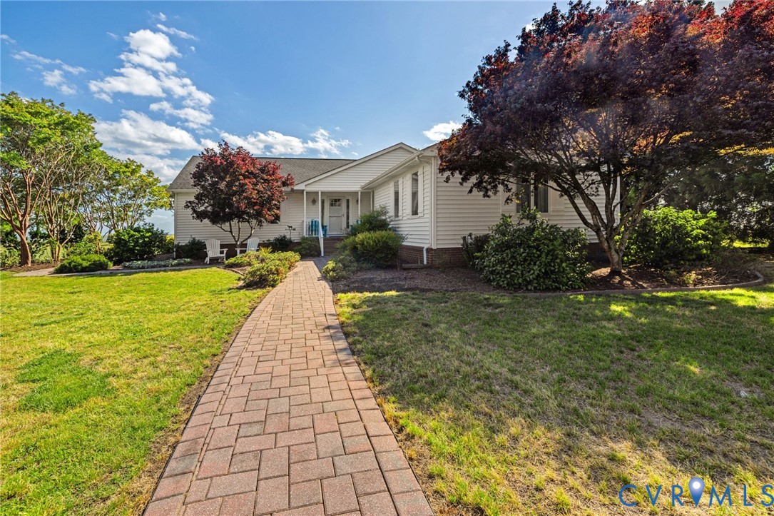 947 Bar Neck Road Port Haywood, VA 23138 - Photo 4 of 72