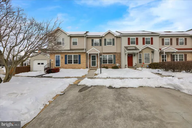 $299,900 | 1111 Hampden Drive, Strasburg, PA 17579