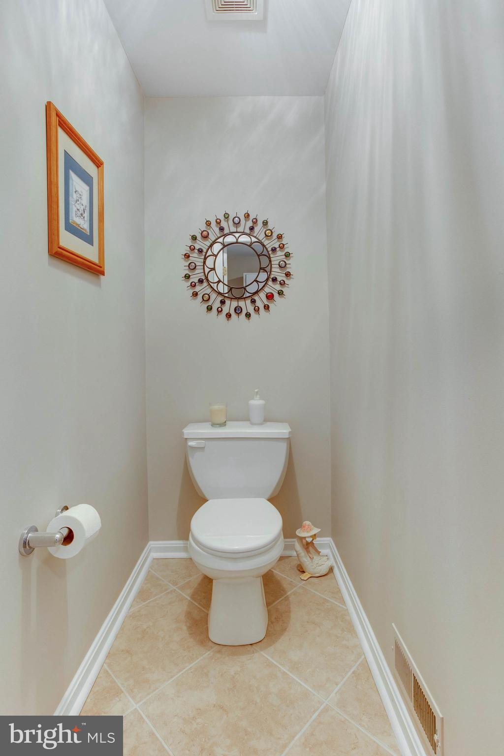 3931 Germantown Road Edgewater, MD 21037 - Photo 24 of 42 Main Level Powder Room
