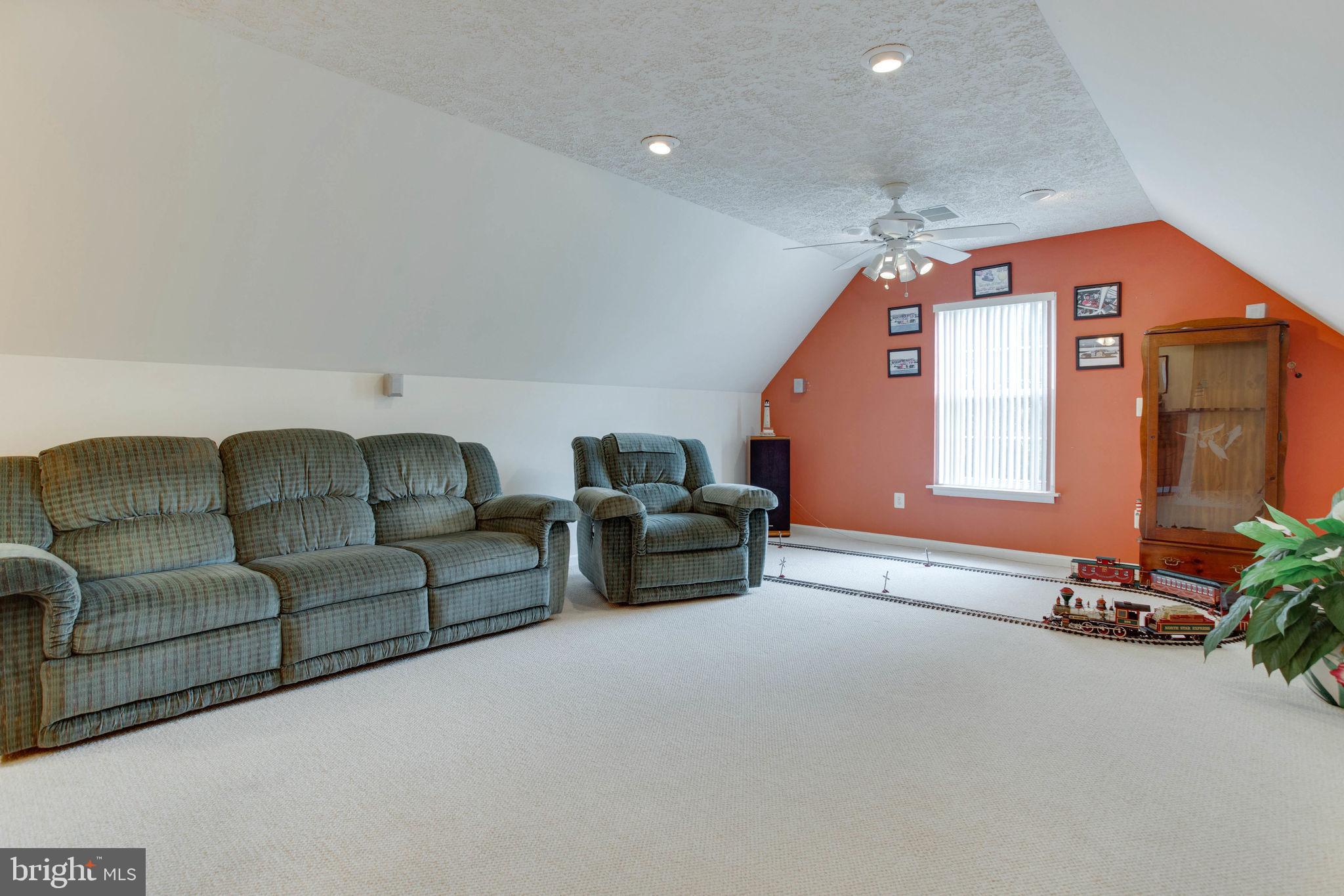 3931 Germantown Road Edgewater, MD 21037 - Photo 38 of 42 Great Room Upstairs (Or Potential 5th Bedroom)