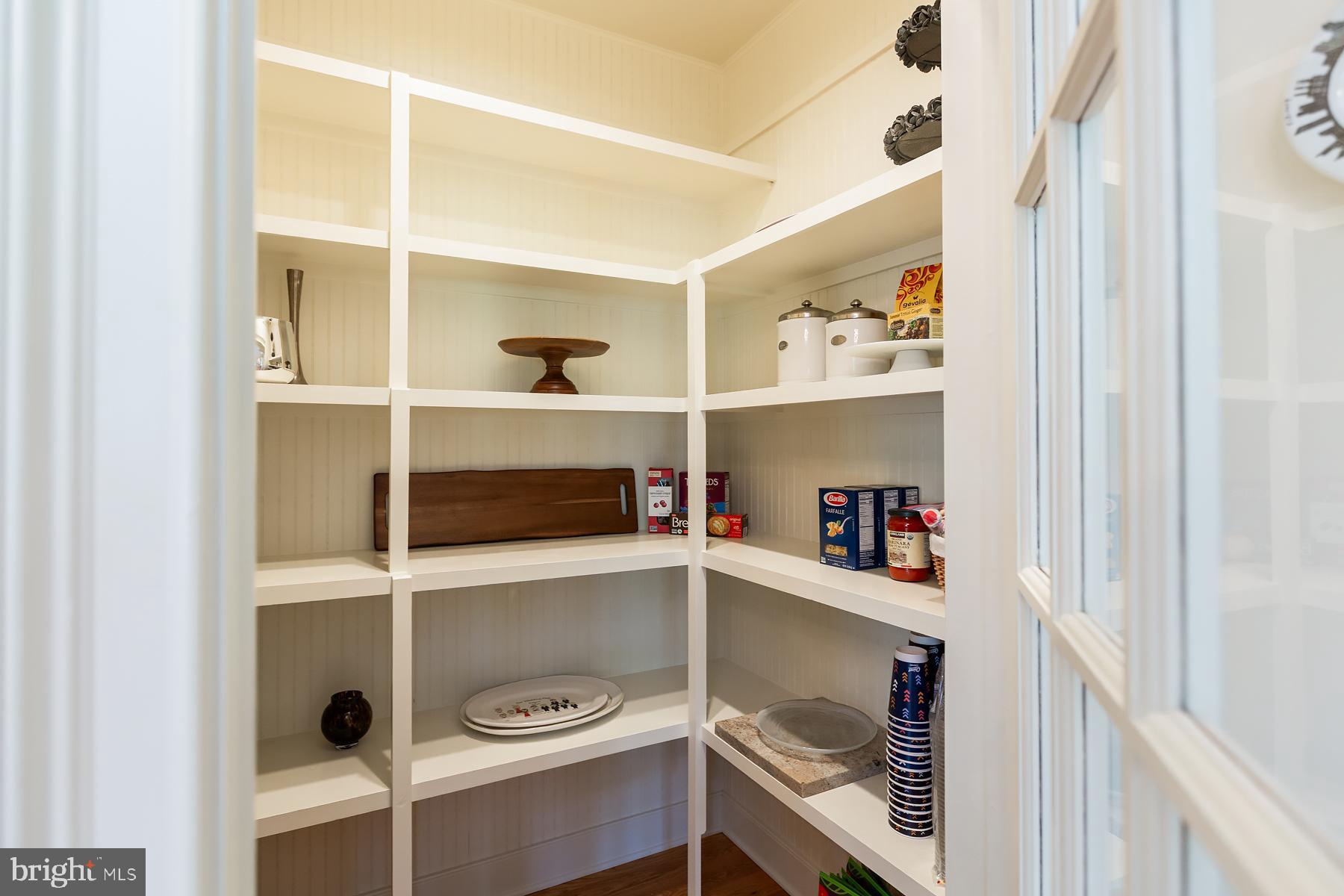 801 Greenside Drive Lititz, PA 17543 - Photo 21 of 57 a room with a book shelf