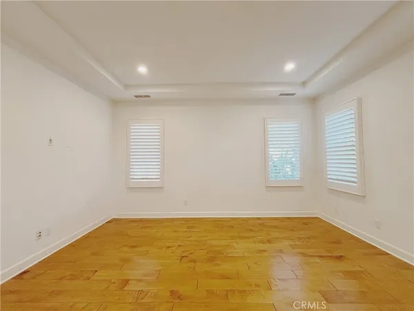 $5,700 | 109 Mustang, Irvine, CA 92602