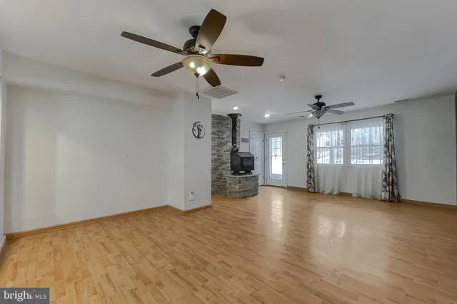 $2,400 | 39848 Cathy Circle, Mechanicsville, MD 20659