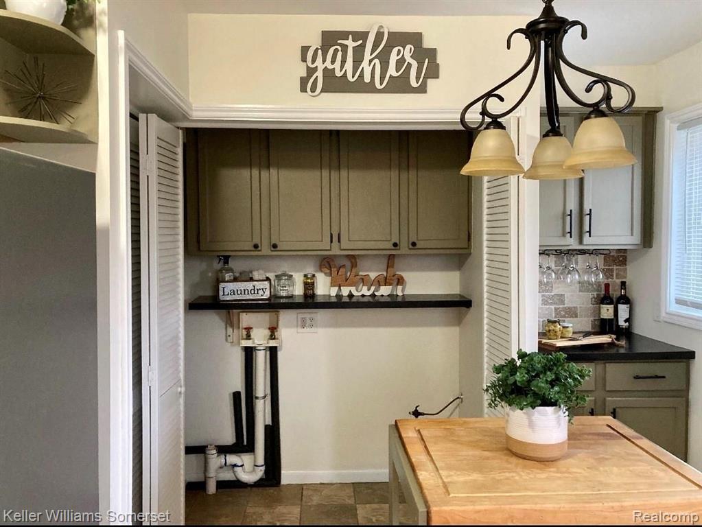 23695 Grabar Square Warren, MI 48089 - Photo 5 of 19