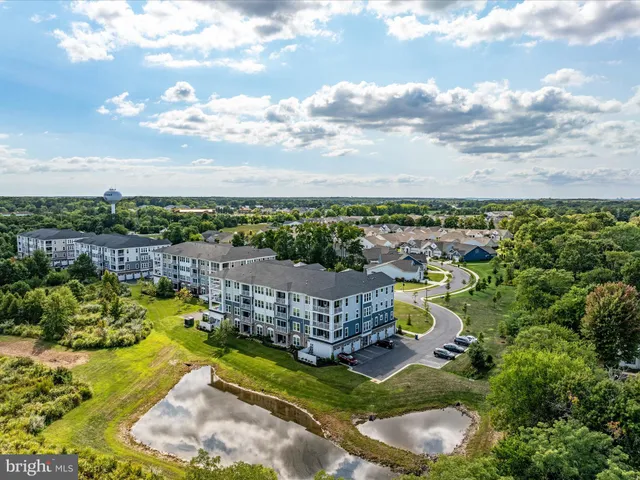 $560,000 | 4000 Herons Nest Way, Unit 22, Chester, MD 21619