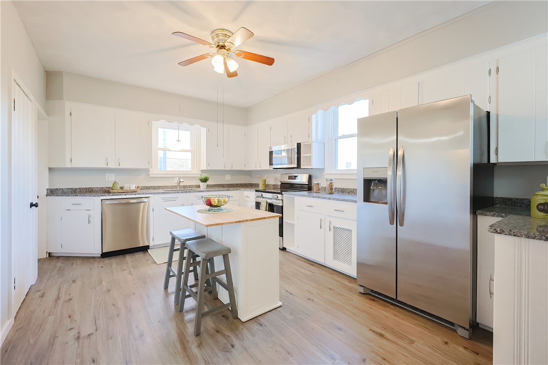 93 Andrews Street Woonsocket, RI 02895 - Photo 21 of 50