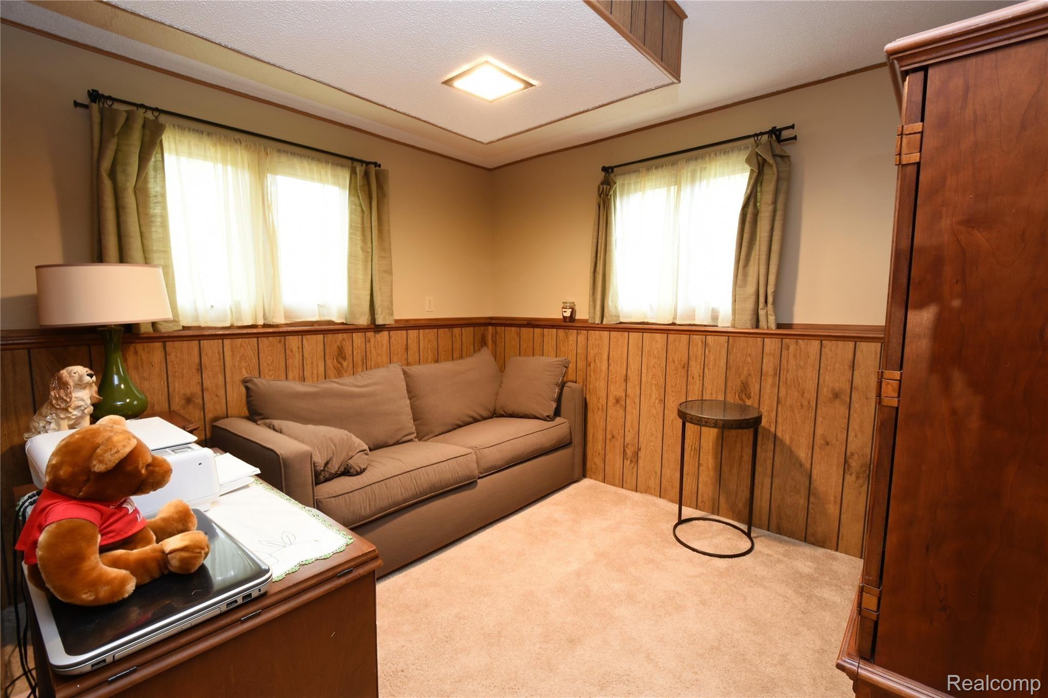 10498 Carmer Road Fenton, MI 48430 - Photo 26 of 40 DSC_5165.JPG
