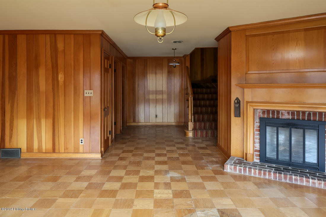 2569 Cherosen Road Louisville, KY 40205 - Photo 27 of 37 Family room 5