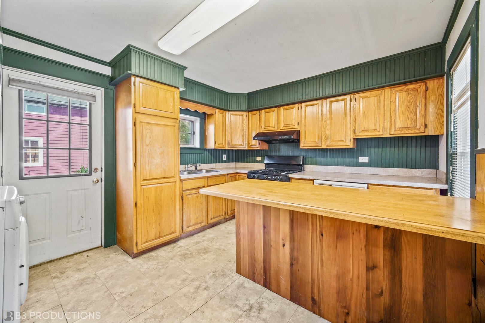 10944 Front Street Mokena, IL 60448 - Photo 4 of 15 Gallery Image 4