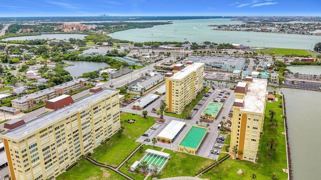 4550 Cove Circle, Unit 302 St. Petersburg, FL 33708 - Photo 45 of 55
