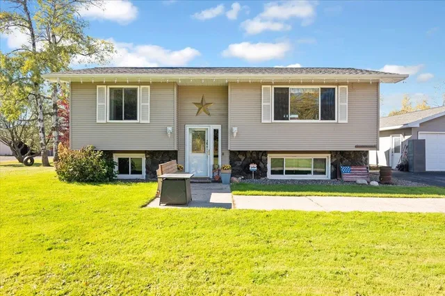 $475,000 | 3605 Lindahl Road, Hermantown, MN 55810