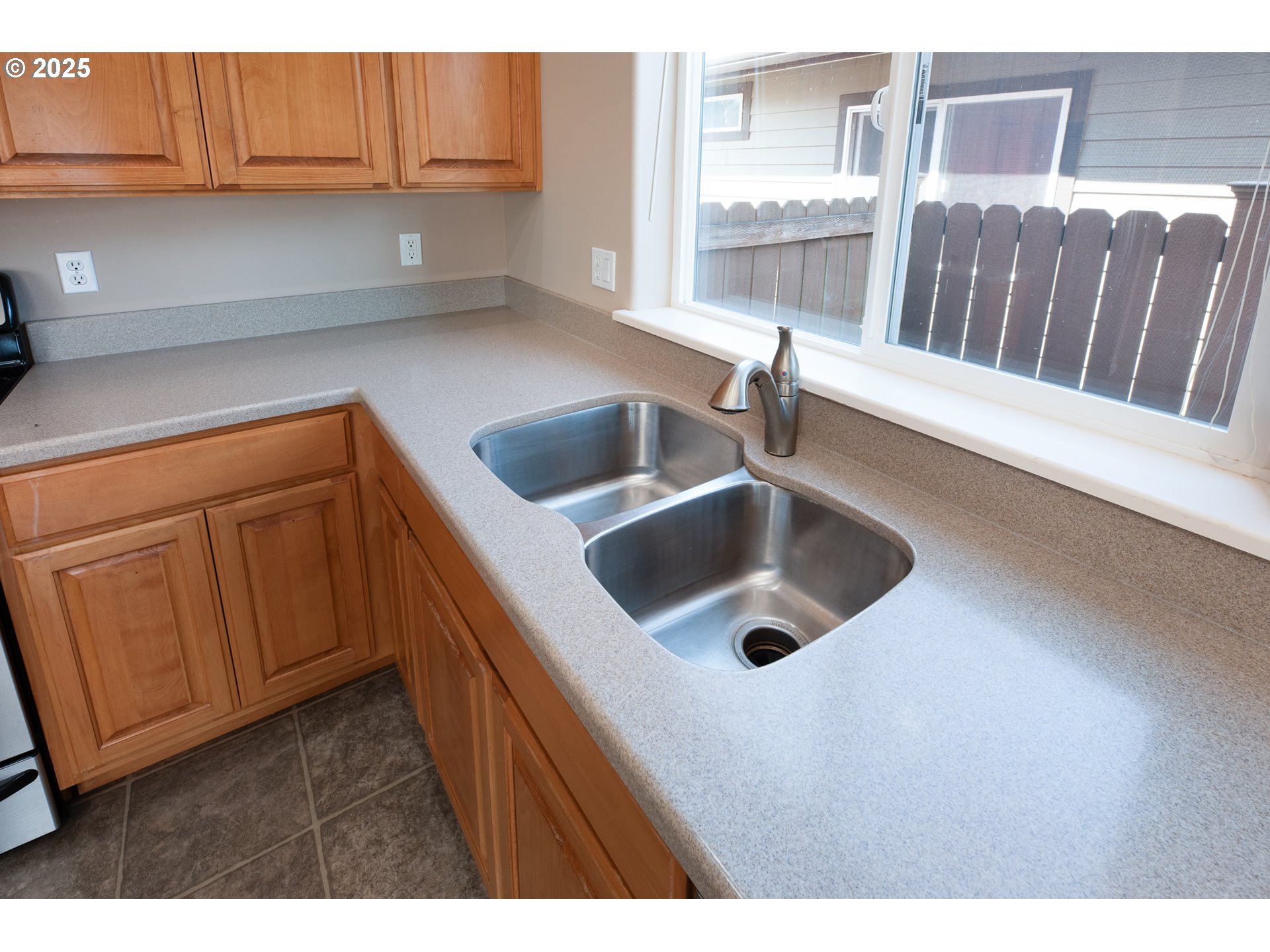 370 Camrin Loop Creswell, OR 97426 - Photo 14 of 34 Gallery Image 14
