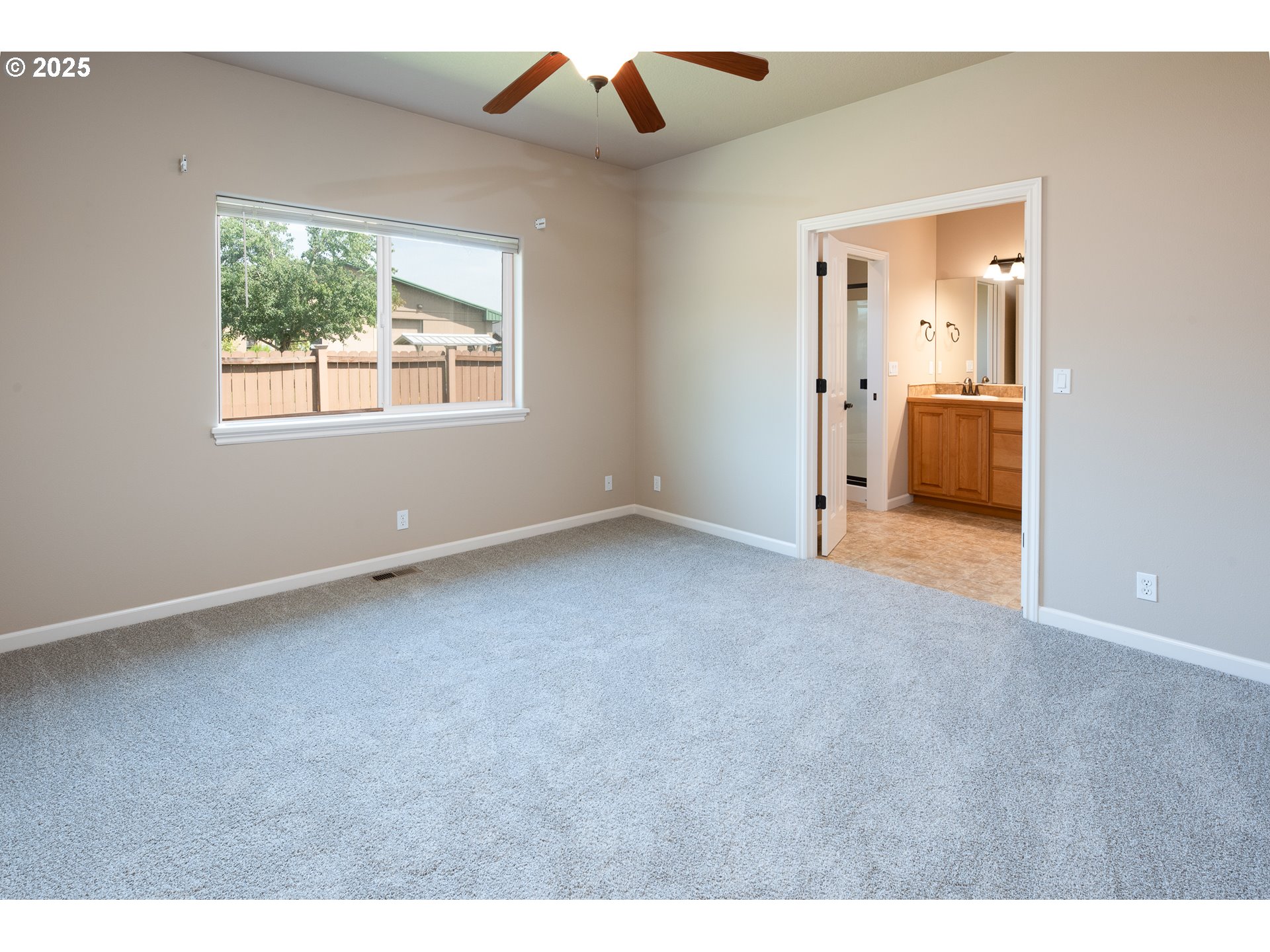 370 Camrin Loop Creswell, OR 97426 - Photo 17 of 34 Gallery Image 17