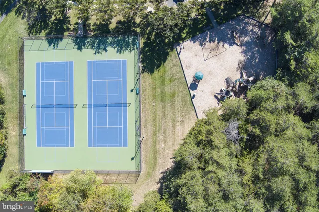 $425,000 | 8432 Limbaugh Way, Bristow, VA 20136