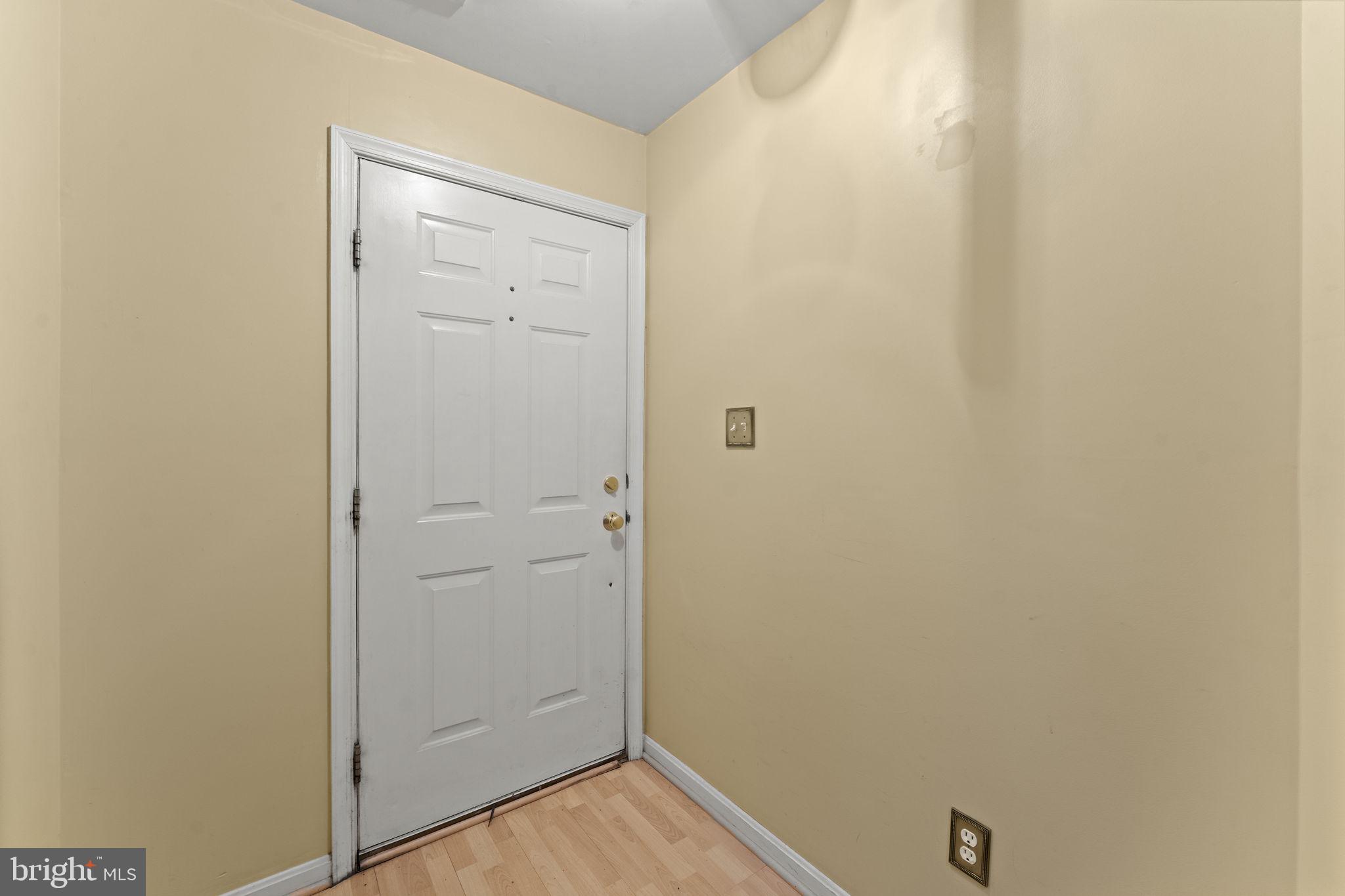 8432 Limbaugh Way Bristow, VA 20136 - Photo 9 of 61