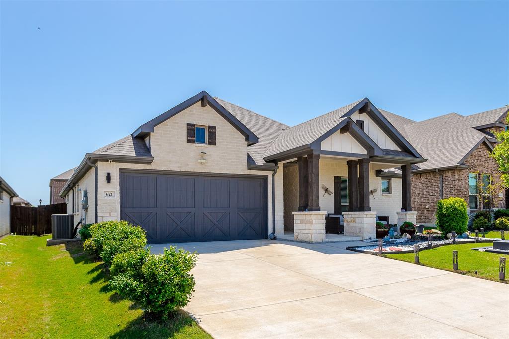 621 Hazeltine Road Red Oak, TX 75154 - Photo 1 of 33