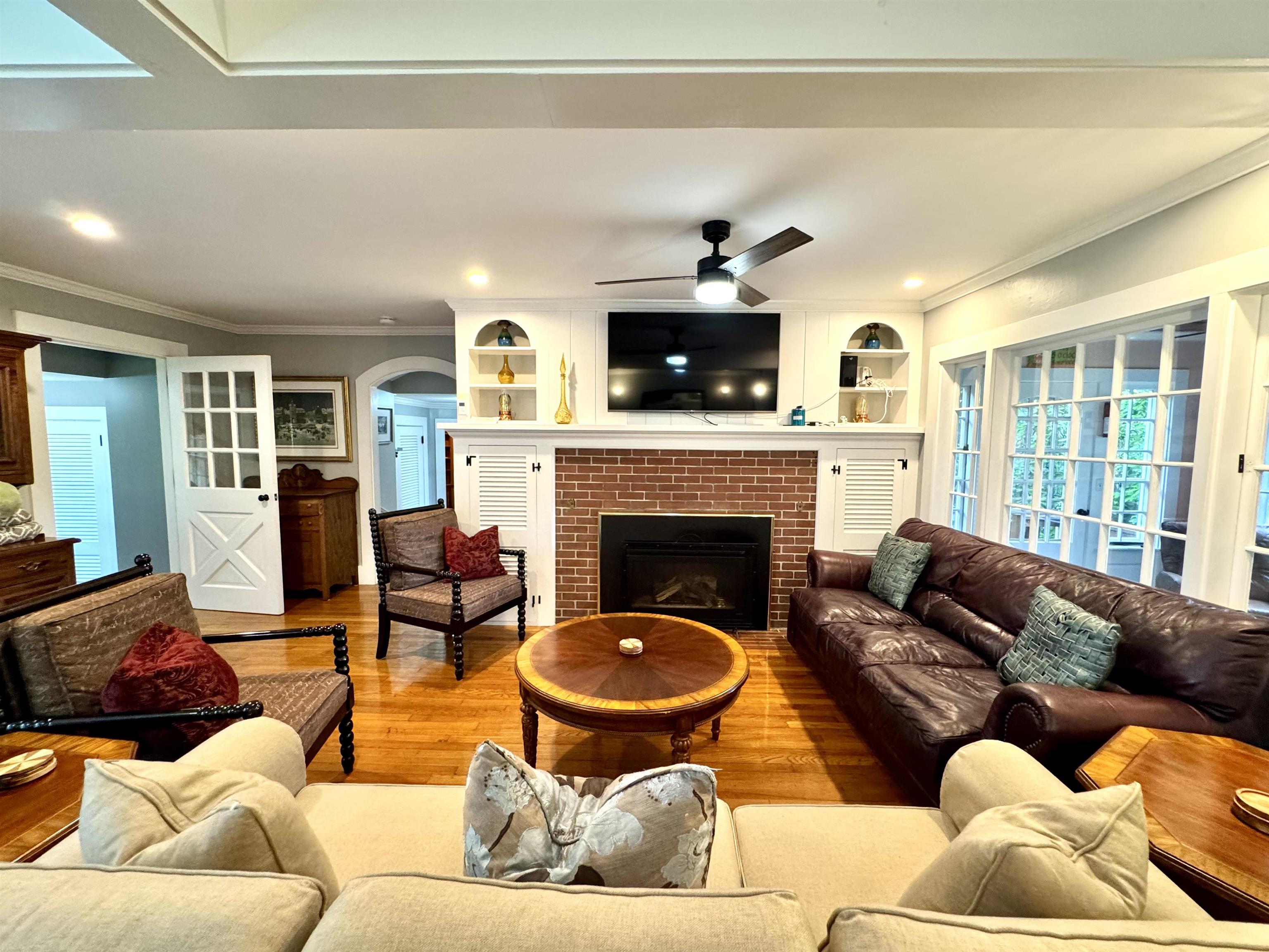43 White Oaks Road Laconia, NH 03246 - Photo 5 of 60