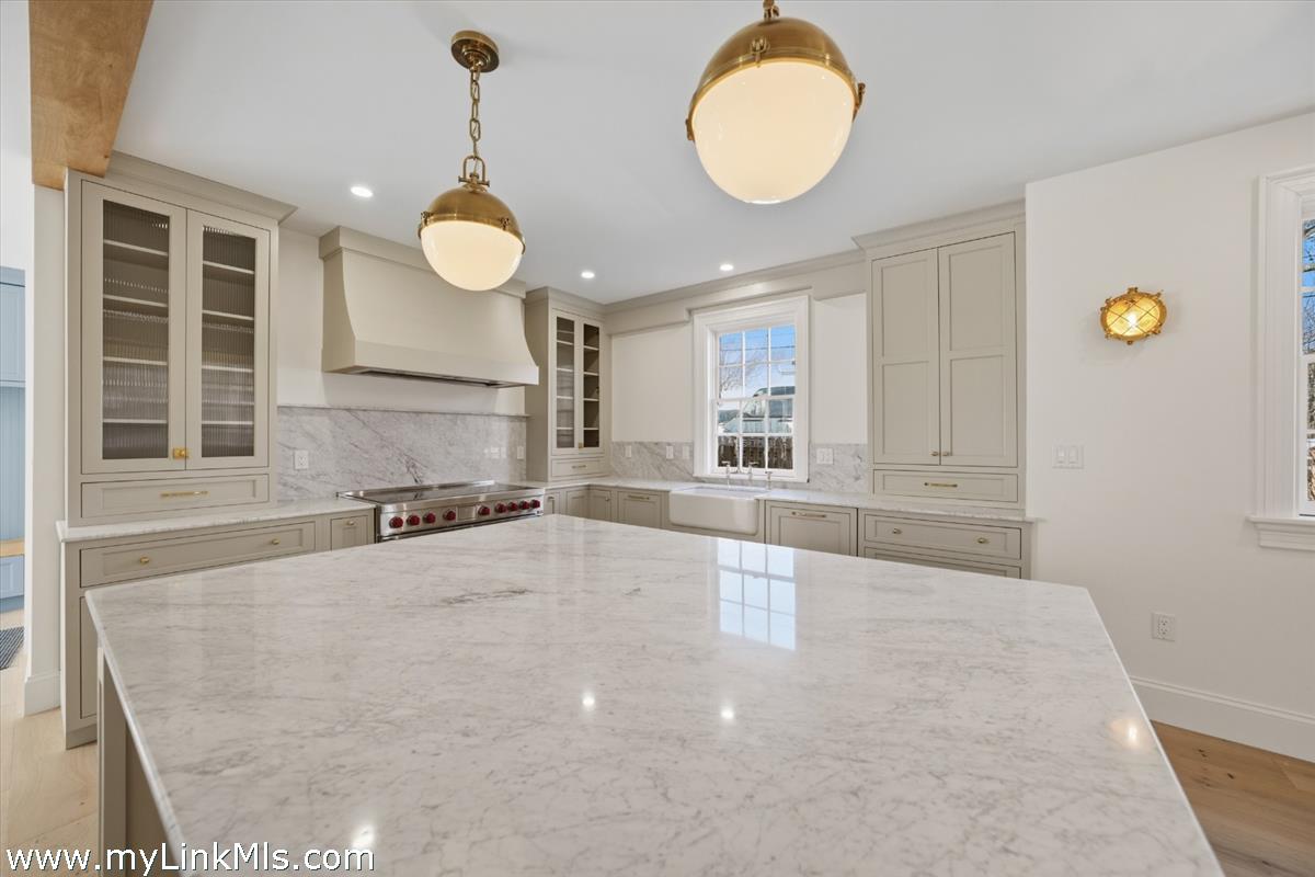 85 Orange Street Nantucket, MA 02554 - Photo 16 of 84