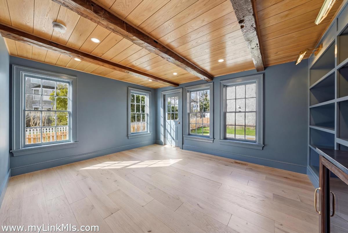 85 Orange Street Nantucket, MA 02554 - Photo 35 of 84