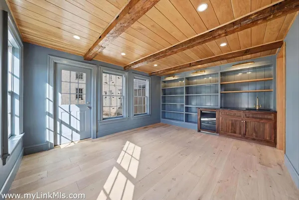 $7,695,000 | 85 Orange Street, Nantucket, MA 02554