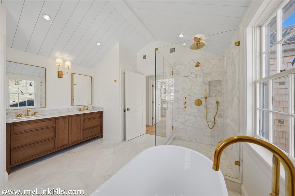 85 Orange Street Nantucket, MA 02554 - Photo 55 of 84