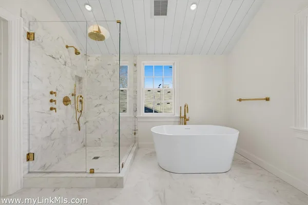 $7,695,000 | 85 Orange Street, Nantucket, MA 02554