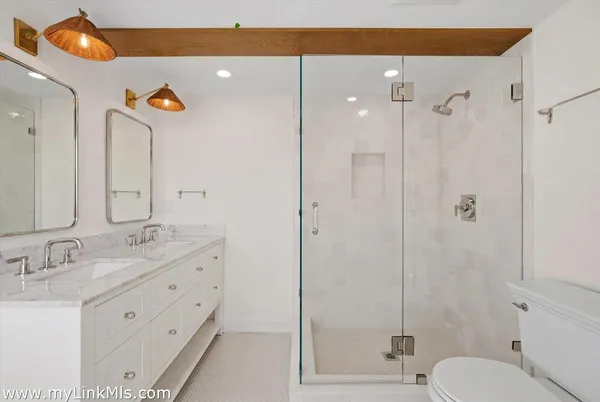 $7,695,000 | 85 Orange Street, Nantucket, MA 02554