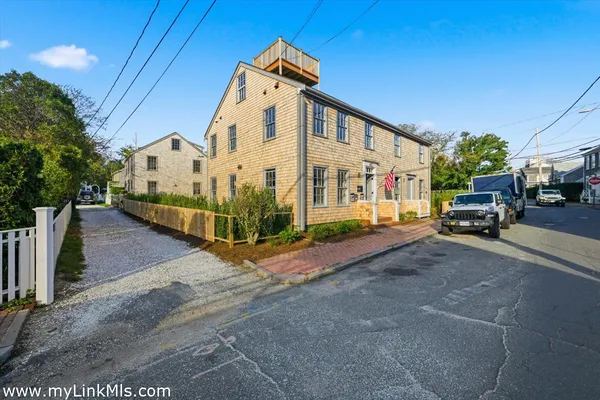 $7,695,000 | 85 Orange Street, Nantucket, MA 02554