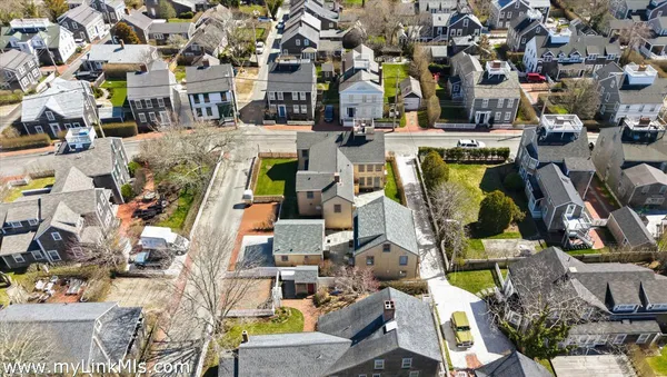 $7,695,000 | 85 Orange Street, Nantucket, MA 02554