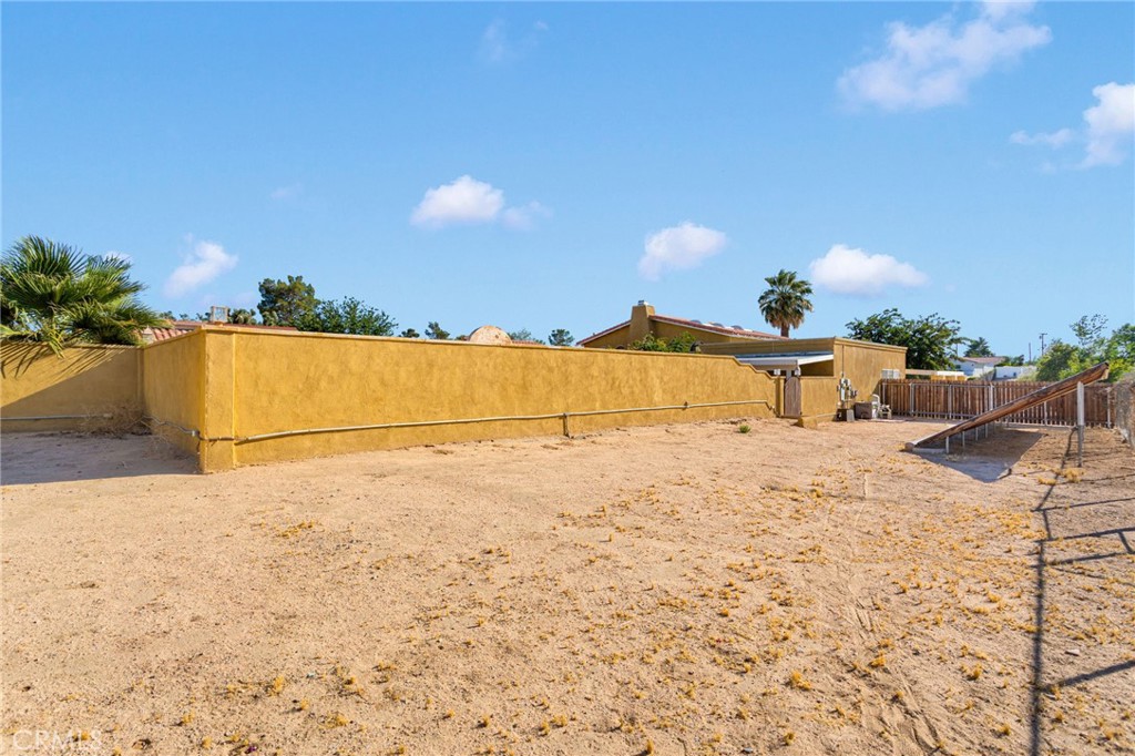 15023 Genesee Road Apple Valley, CA 92307 - Photo 47 of 61