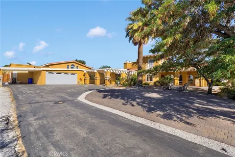 $999,000 | 15023 Genesee Road, Apple Valley, CA 92307