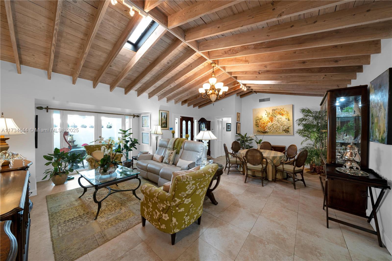 710 Allendale Road Key Biscayne, FL 33149 - Photo 8 of 42