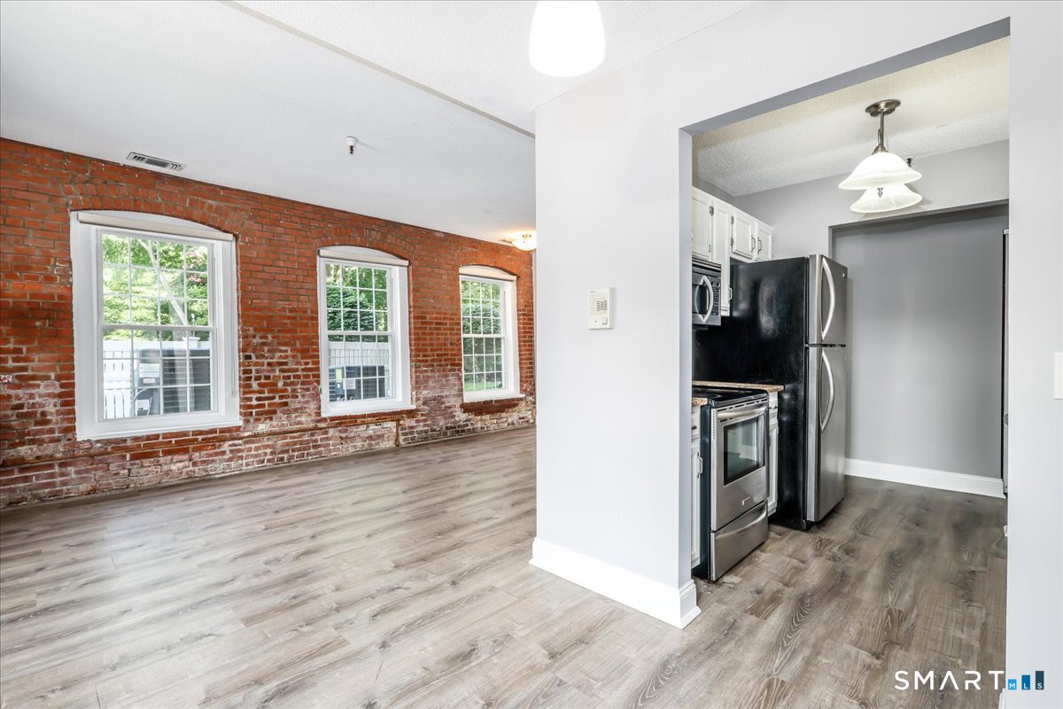 55 Oil Mill Road, Unit 2 Danbury, CT 06810 - Photo 7 of 21
