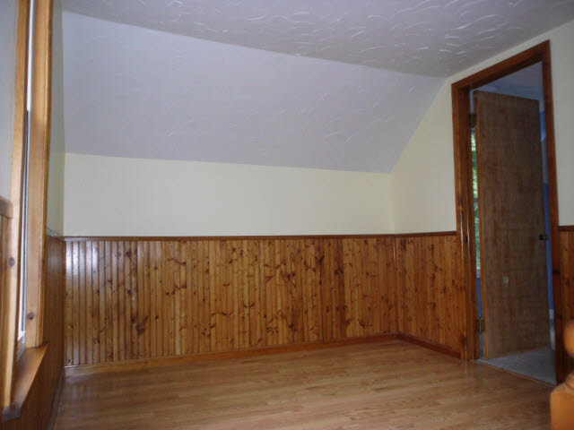 100 West Sebewaing Street Sebewaing, MI 48759 - Photo 5 of 15 20358348-4.JPG