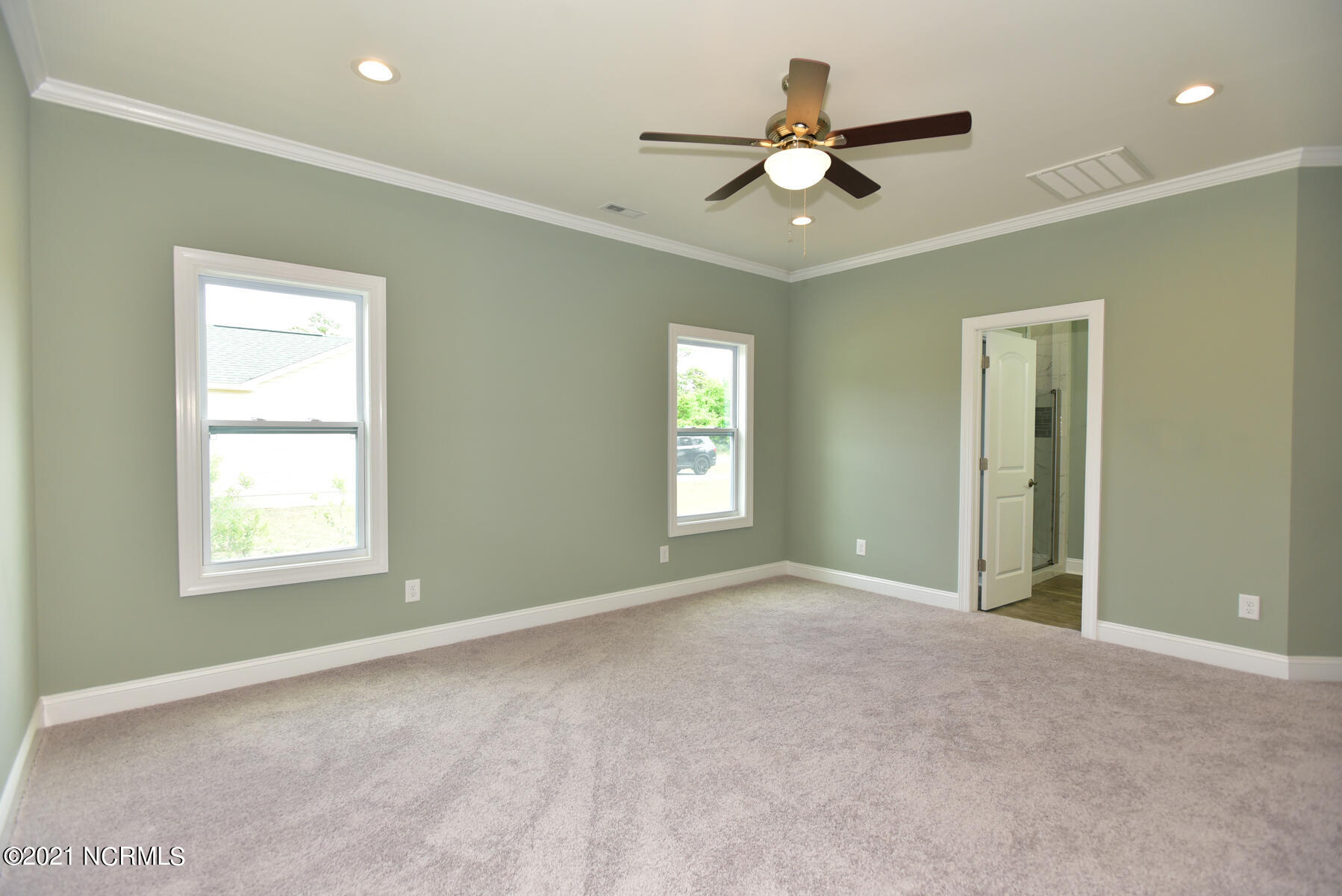 212 North Windy Ridge Road Hubert, NC 28539 - Photo 26 of 45 090