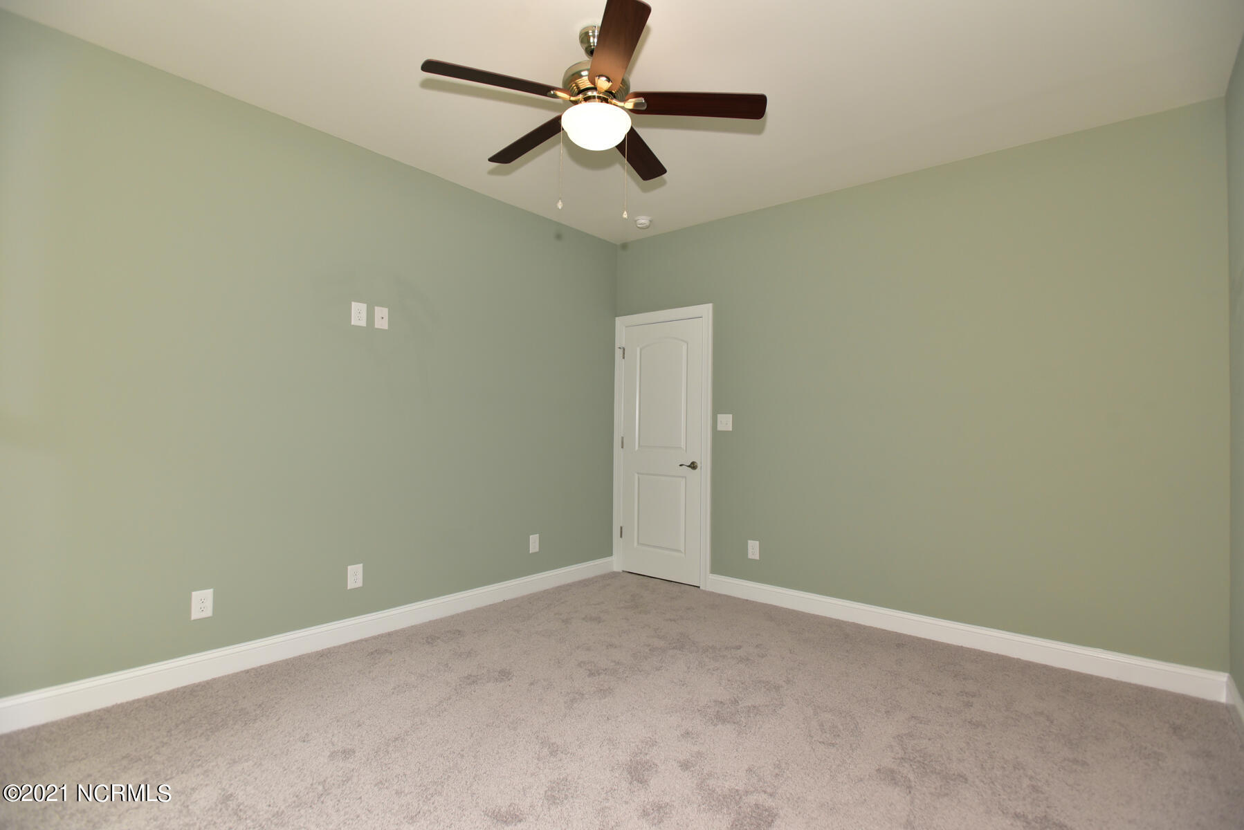 212 North Windy Ridge Road Hubert, NC 28539 - Photo 41 of 45 143