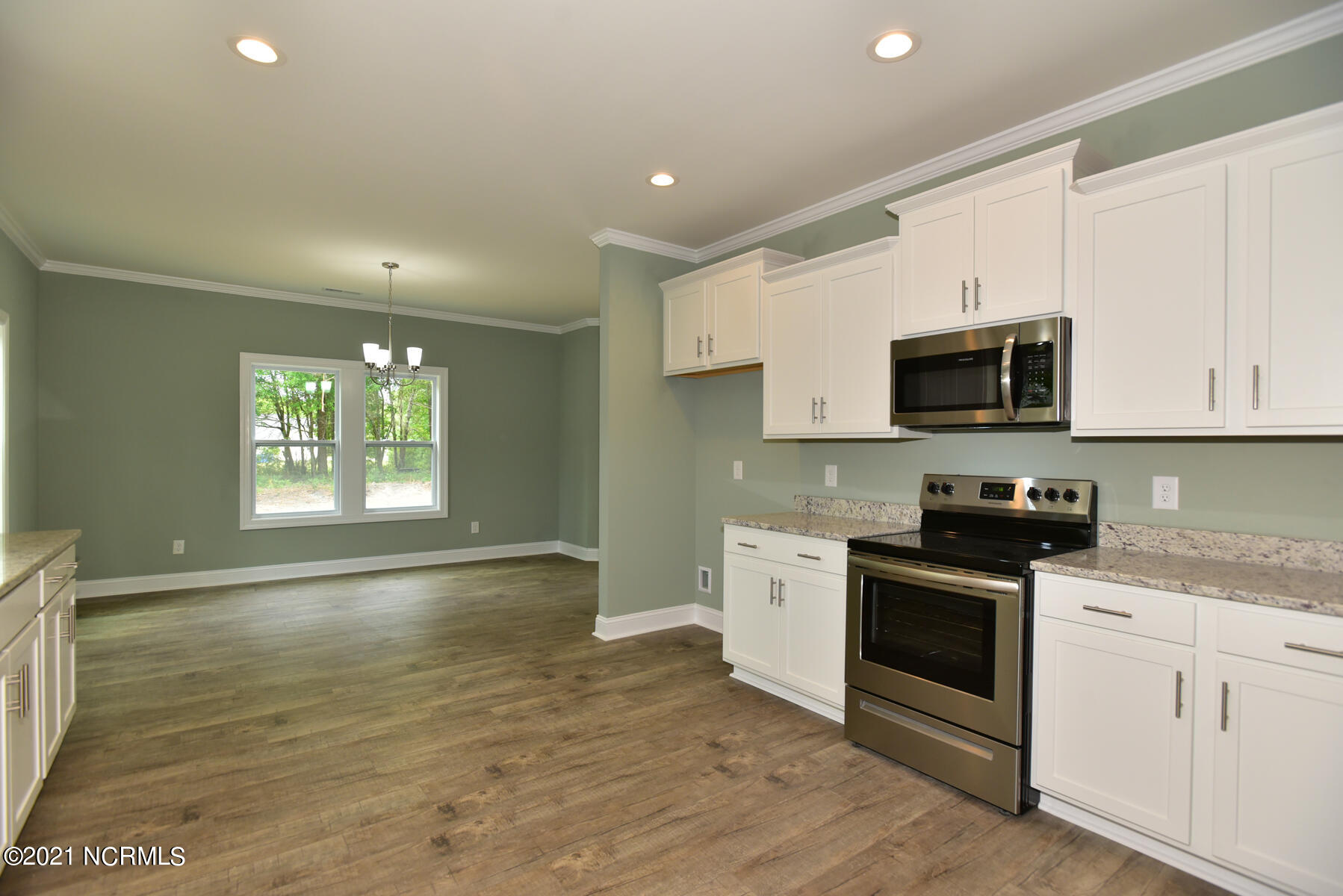 212 North Windy Ridge Road Hubert, NC 28539 - Photo 8 of 45 072