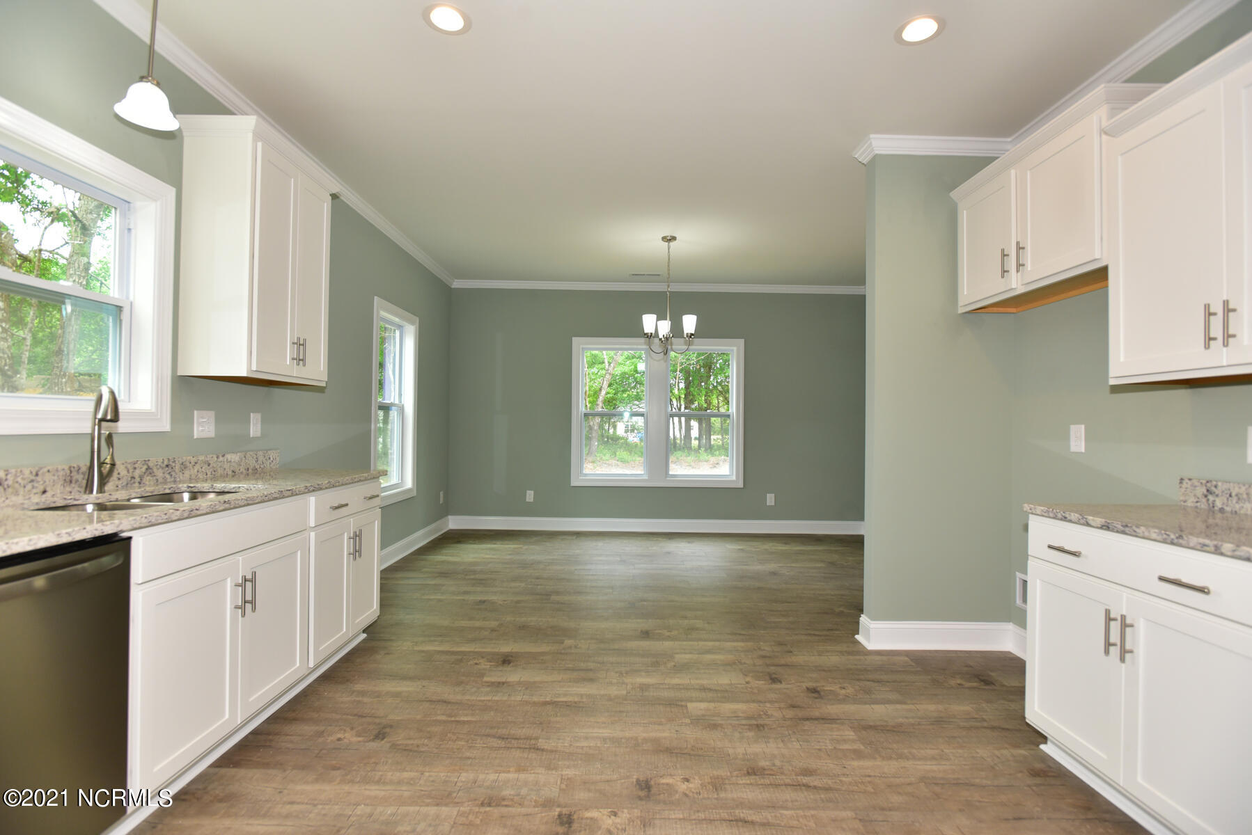 212 North Windy Ridge Road Hubert, NC 28539 - Photo 9 of 45 071
