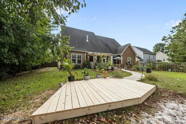 $420,000 | 605 Fosse Way, Jacksonville, NC 28546