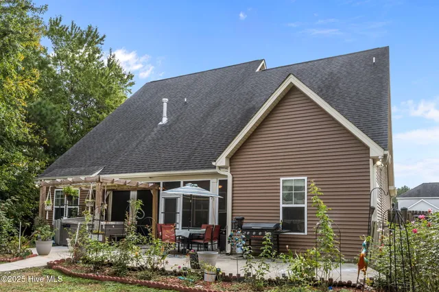 $420,000 | 605 Fosse Way, Jacksonville, NC 28546