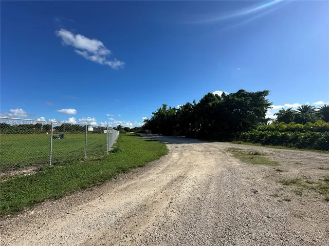 $499,900 | 19690 Southwest 206th Street, Miami, FL 33187