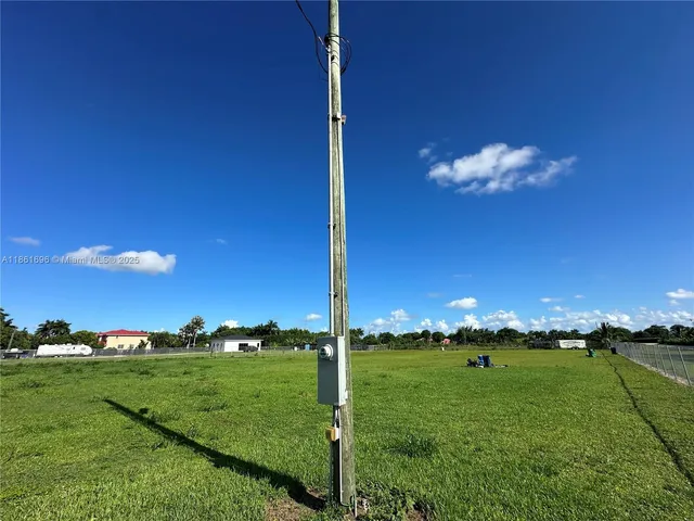 $499,900 | 19690 Southwest 206th Street, Miami, FL 33187