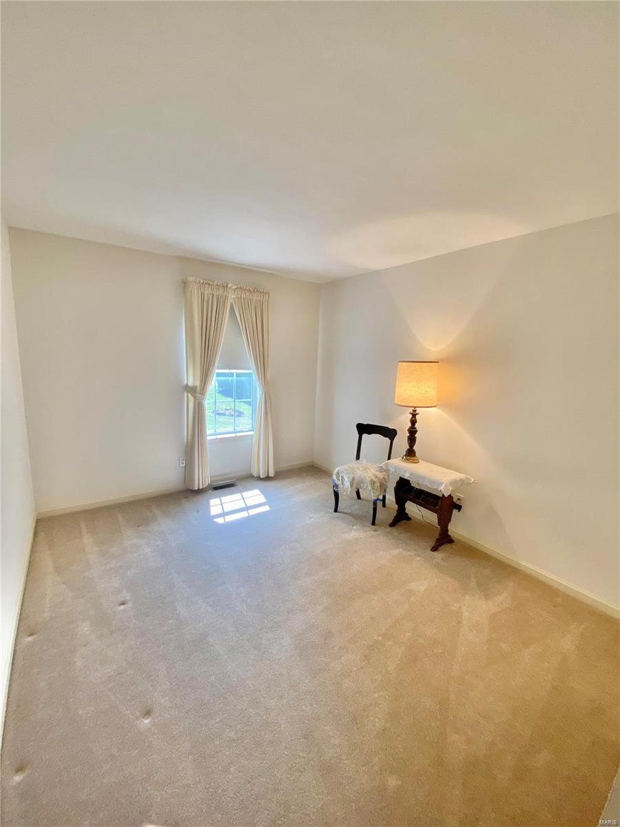575 North Graeser Road St. Louis, MO 63141 - Photo 15 of 34 Gallery Image 15