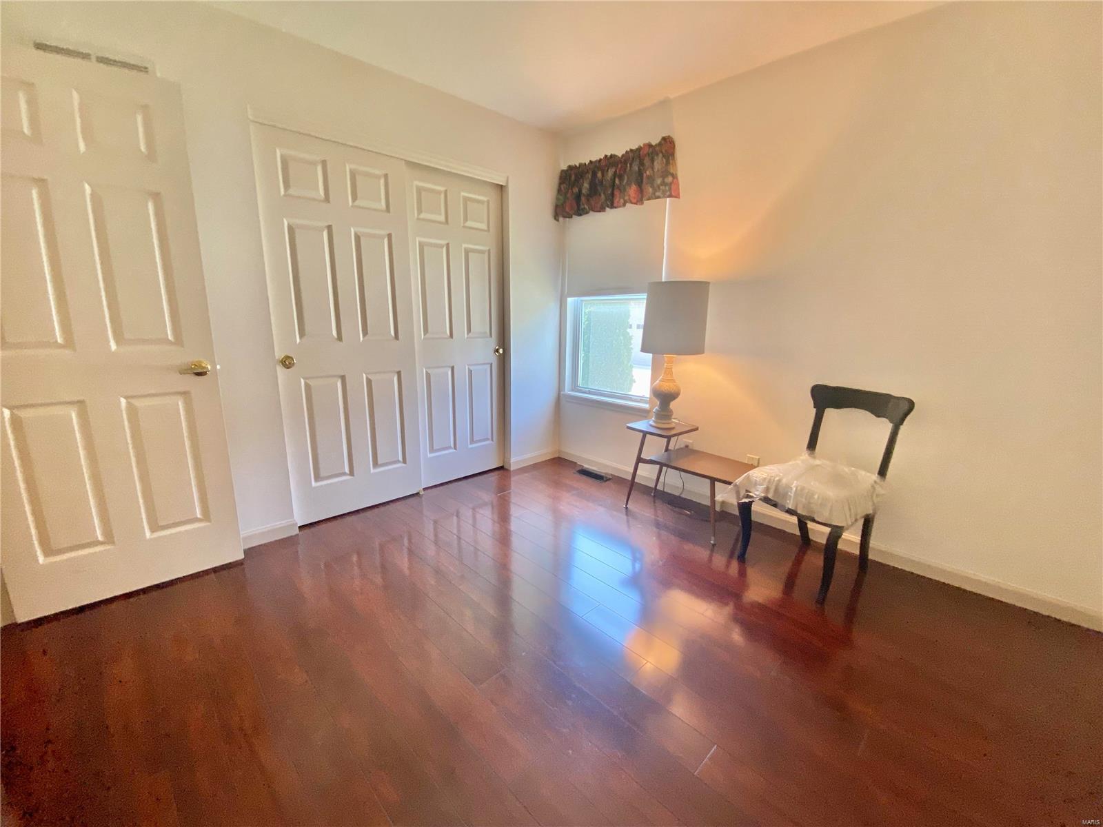 575 North Graeser Road St. Louis, MO 63141 - Photo 19 of 34 Gallery Image 19
