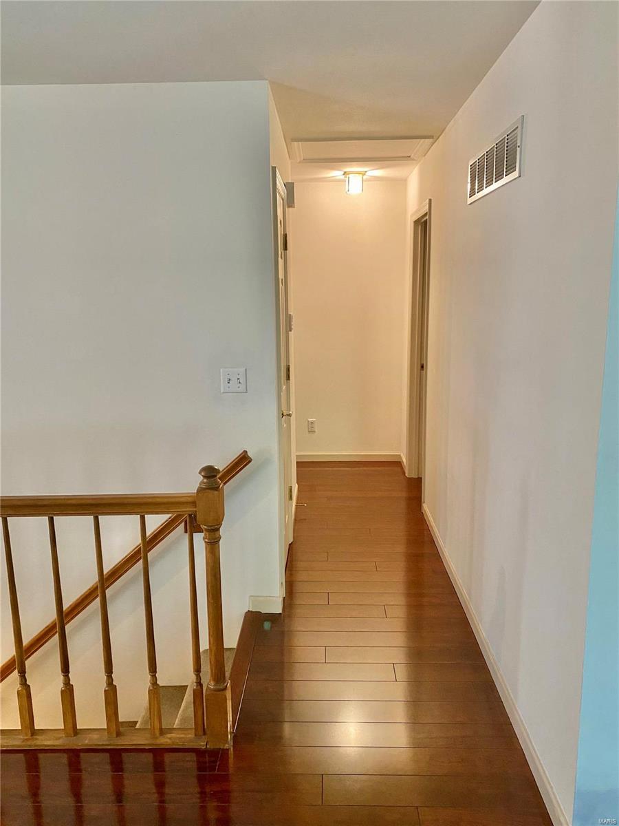 575 North Graeser Road St. Louis, MO 63141 - Photo 6 of 34 Gallery Image 6