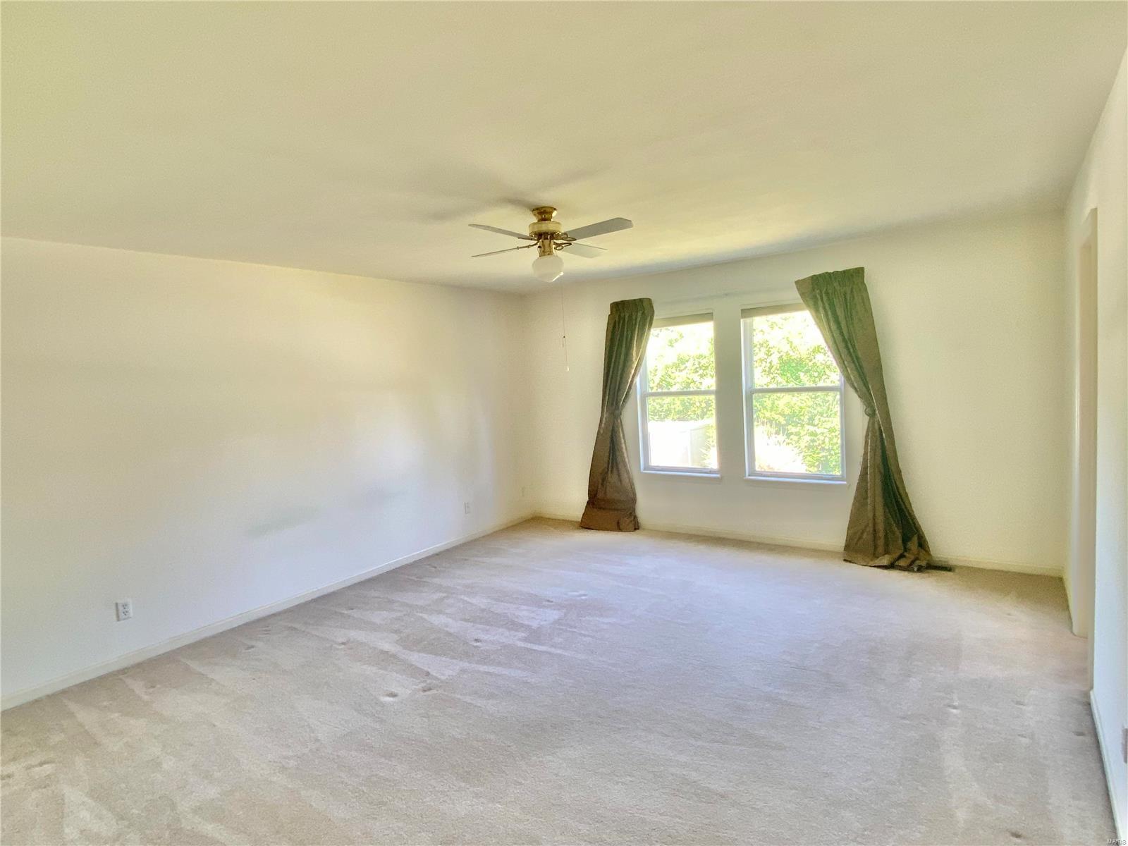 575 North Graeser Road St. Louis, MO 63141 - Photo 7 of 34 Gallery Image 7