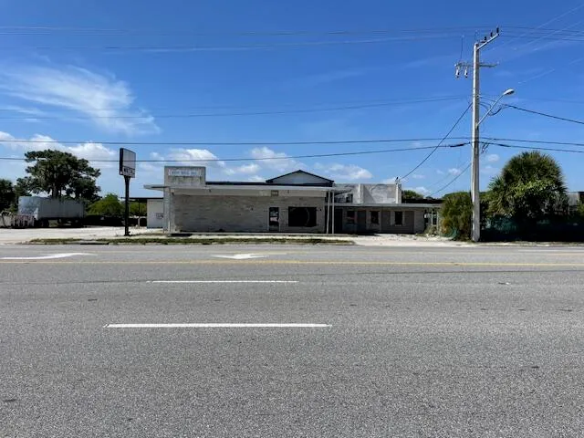 $849,900 | 2808 South Harbor City Boulevard, Melbourne, FL 32901
