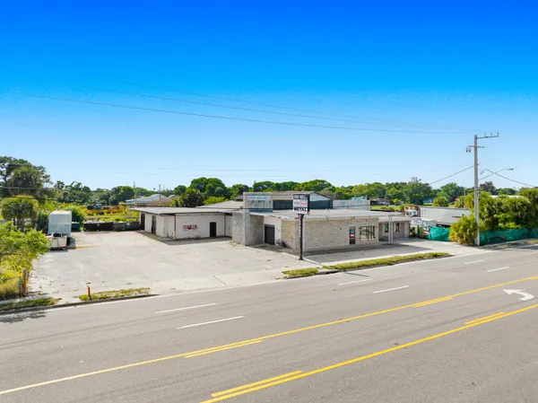 a view of a basket ball ground