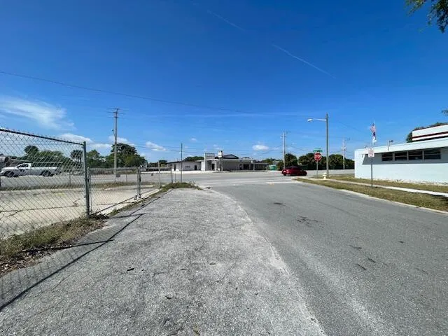 $849,900 | 2808 South Harbor City Boulevard, Melbourne, FL 32901