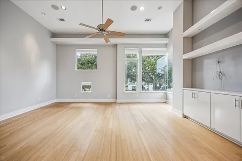 $549,000 | 1610 Calumet Street, Houston, TX 77004
